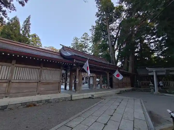 白山比咩神社(石川県)