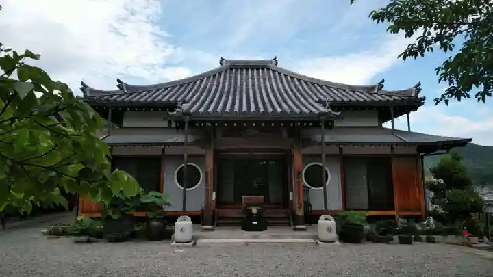 普門寺の本殿・本堂