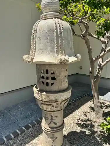 火防　陶器神社（坐摩神社末社）の{uncategorized: "未分類", other: "その他", undefined: "問題あり", building: "その他建物", grave: "お墓", sacred_gate: "鳥居", guardian: "狛犬", statue: "像", buddha: "仏像", history: "歴史", nature: "自然", garden: "庭園", animal: "動物", pagoda: "塔", temizu: "手水舎", mountain_gate: "山門・神門", sanctuary: "本殿・本堂", subordinate: "末社・摂社", art: "芸術", scenery: "景色", jizo: "地蔵", ema: "絵馬", goshuin: "御朱印", omikuji: "おみくじ", items: "授与品その他", amulet: "お守り", goshuincho: "御朱印帳", eats: "食事", festival: "お祭り", votive_dance: "神楽", shichigosan: "七五三参", wedding: "結婚式", experience: "体験その他", initially: "初詣", around: "周辺", anti_infection: "感染症対策"}