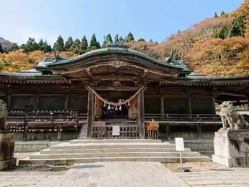 函館八幡宮の本殿