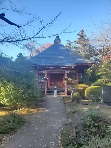 西蓮寺の本殿・本堂