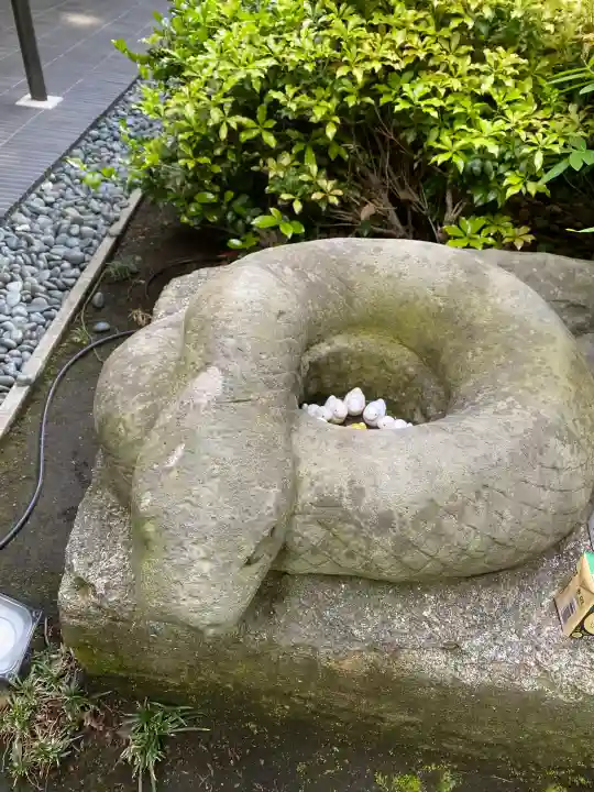 増上寺塔頭 三縁山 宝珠院の{uncategorized: "未分類", other: "その他", undefined: "問題あり", building: "その他建物", grave: "お墓", sacred_gate: "鳥居", guardian: "狛犬", statue: "像", buddha: "仏像", history: "歴史", nature: "自然", garden: "庭園", animal: "動物", pagoda: "塔", temizu: "手水舎", mountain_gate: "山門・神門", sanctuary: "本殿・本堂", subordinate: "末社・摂社", art: "芸術", scenery: "景色", jizo: "地蔵", ema: "絵馬", goshuin: "御朱印", omikuji: "おみくじ", items: "授与品その他", amulet: "お守り", goshuincho: "御朱印帳", eats: "食事", festival: "お祭り", votive_dance: "神楽", shichigosan: "七五三参", wedding: "結婚式", experience: "体験その他", initially: "初詣", around: "周辺", anti_infection: "感染症対策"}