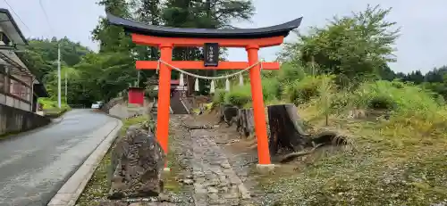 白山神社の鳥居