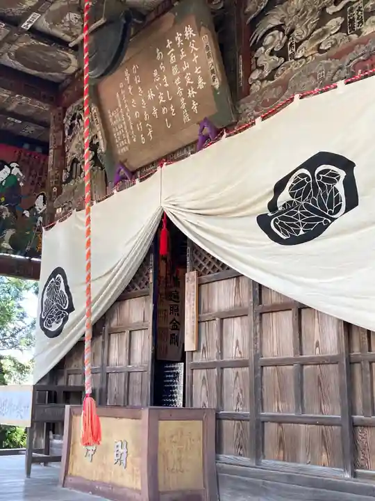 定林寺の本殿・本堂
