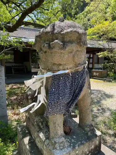 忌部神社の狛犬
