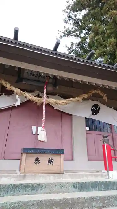 苗島神社の本殿・本堂