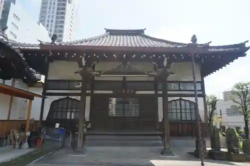 伝明寺の本殿・本堂
