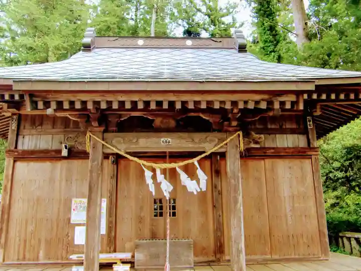熊野神社の本殿・本堂