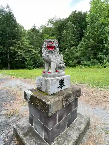 喜茂別神社の狛犬