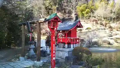 榊山稲荷神社の末社・摂社