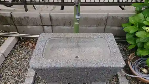大天稲荷宮の手水舎