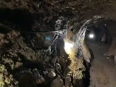 無戸室浅間神社(船津胎内神社)(山梨県)