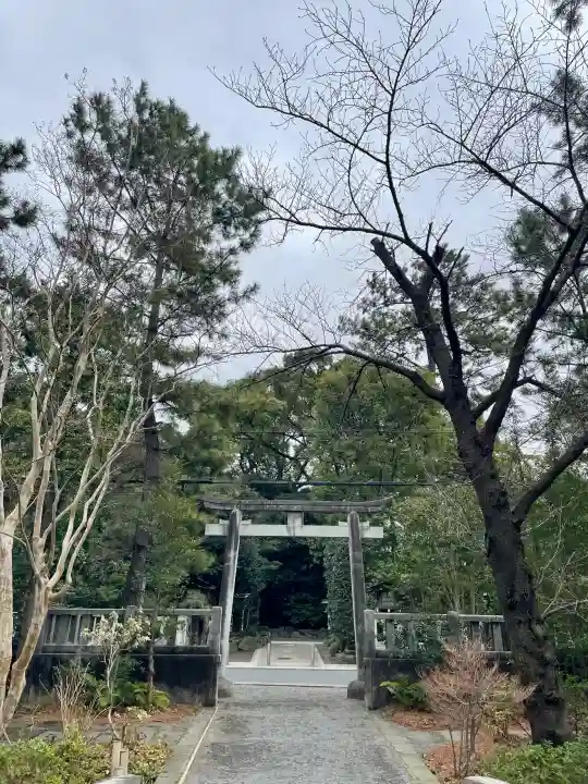 宮山神社の{uncategorized: "未分類", other: "その他", undefined: "問題あり", building: "その他建物", grave: "お墓", sacred_gate: "鳥居", guardian: "狛犬", statue: "像", buddha: "仏像", history: "歴史", nature: "自然", garden: "庭園", animal: "動物", pagoda: "塔", temizu: "手水舎", mountain_gate: "山門・神門", sanctuary: "本殿・本堂", subordinate: "末社・摂社", art: "芸術", scenery: "景色", jizo: "地蔵", ema: "絵馬", goshuin: "御朱印", omikuji: "おみくじ", items: "授与品その他", amulet: "お守り", goshuincho: "御朱印帳", eats: "食事", festival: "お祭り", votive_dance: "神楽", shichigosan: "七五三参", wedding: "結婚式", experience: "体験その他", initially: "初詣", around: "周辺", anti_infection: "感染症対策"}
