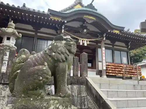 八幡竃門神社の狛犬