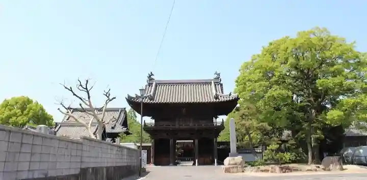 延命寺の山門・神門