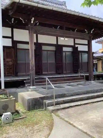 蓮徳寺の本殿
