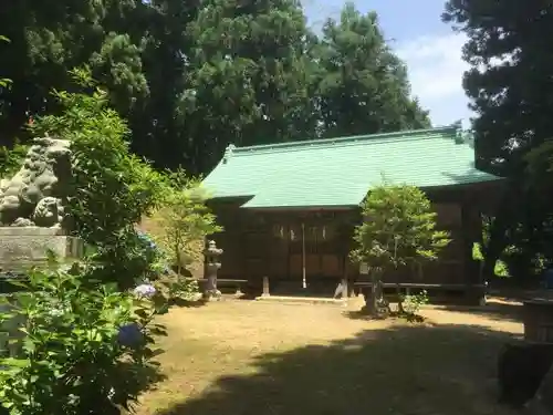 八幡神社の建物その他