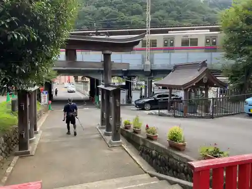 高尾山麓氷川神社の鳥居