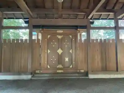 須加神社の{uncategorized: "未分類", other: "その他", undefined: "問題あり", building: "その他建物", grave: "お墓", sacred_gate: "鳥居", guardian: "狛犬", statue: "像", buddha: "仏像", history: "歴史", nature: "自然", garden: "庭園", animal: "動物", pagoda: "塔", temizu: "手水舎", mountain_gate: "山門・神門", sanctuary: "本殿・本堂", subordinate: "末社・摂社", art: "芸術", scenery: "景色", jizo: "地蔵", ema: "絵馬", goshuin: "御朱印", omikuji: "おみくじ", items: "授与品その他", amulet: "お守り", goshuincho: "御朱印帳", eats: "食事", festival: "お祭り", votive_dance: "神楽", shichigosan: "七五三参", wedding: "結婚式", experience: "体験その他", initially: "初詣", around: "周辺", anti_infection: "感染症対策"}