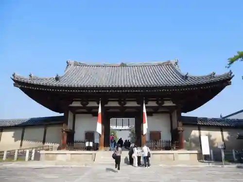 法隆寺の山門