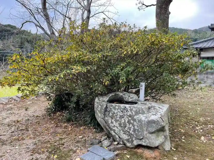 貴布祢神社の手水舎