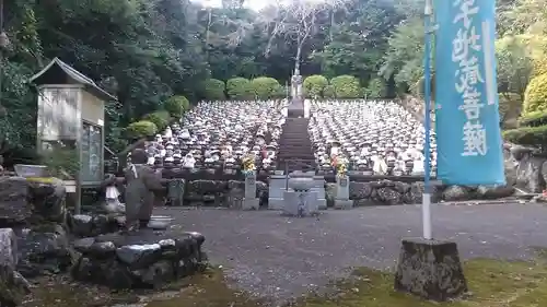 宝山寺の地蔵