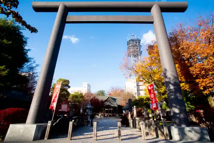 四柱神社の鳥居