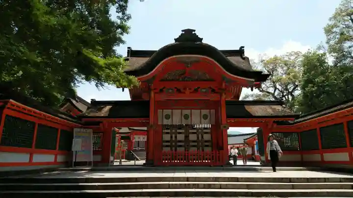 宇佐神宮の山門・神門
