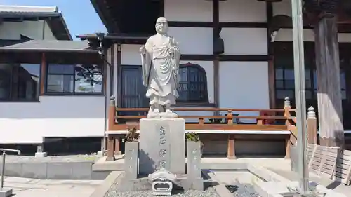 浄光寺の像