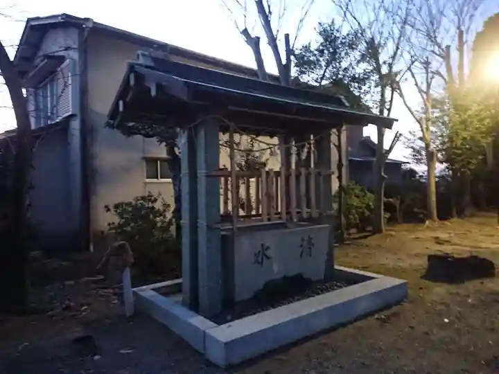 日吉社(牛田町)の手水舎