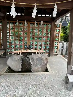 御嶽神社茅萱宮の手水舎