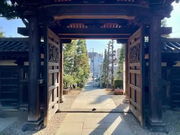 東長谷寺 薬王院の{uncategorized: "未分類", other: "その他", undefined: "問題あり", building: "その他建物", grave: "お墓", sacred_gate: "鳥居", guardian: "狛犬", statue: "像", buddha: "仏像", history: "歴史", nature: "自然", garden: "庭園", animal: "動物", pagoda: "塔", temizu: "手水舎", mountain_gate: "山門・神門", sanctuary: "本殿・本堂", subordinate: "末社・摂社", art: "芸術", scenery: "景色", jizo: "地蔵", ema: "絵馬", goshuin: "御朱印", omikuji: "おみくじ", items: "授与品その他", amulet: "お守り", goshuincho: "御朱印帳", eats: "食事", festival: "お祭り", votive_dance: "神楽", shichigosan: "七五三参", wedding: "結婚式", experience: "体験その他", initially: "初詣", around: "周辺", anti_infection: "感染症対策"}