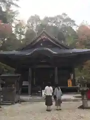 川見薬師寺の本殿