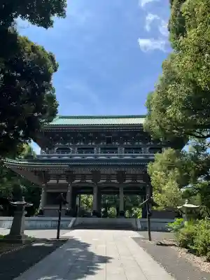 総持寺の{uncategorized: "未分類", other: "その他", undefined: "問題あり", building: "その他建物", grave: "お墓", sacred_gate: "鳥居", guardian: "狛犬", statue: "像", buddha: "仏像", history: "歴史", nature: "自然", garden: "庭園", animal: "動物", pagoda: "塔", temizu: "手水舎", mountain_gate: "山門・神門", sanctuary: "本殿・本堂", subordinate: "末社・摂社", art: "芸術", scenery: "景色", jizo: "地蔵", ema: "絵馬", goshuin: "御朱印", omikuji: "おみくじ", items: "授与品その他", amulet: "お守り", goshuincho: "御朱印帳", eats: "食事", festival: "お祭り", votive_dance: "神楽", shichigosan: "七五三参", wedding: "結婚式", experience: "体験その他", initially: "初詣", around: "周辺", anti_infection: "感染症対策"}