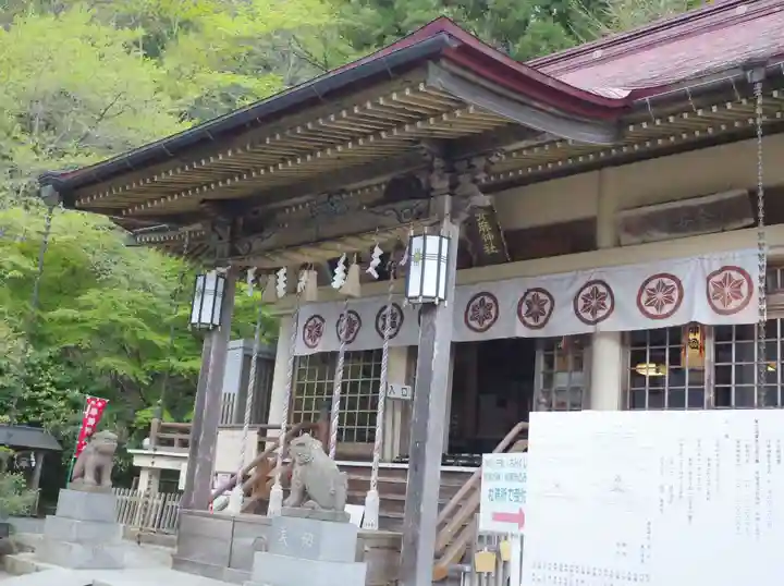 青麻神社の本殿・本堂