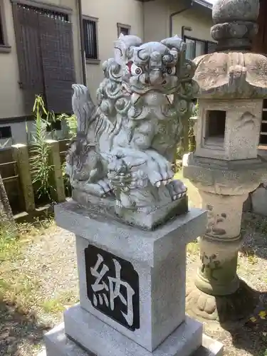 秋葉神社の狛犬