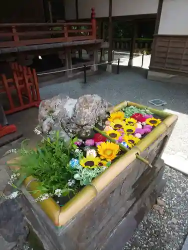 産泰神社の手水