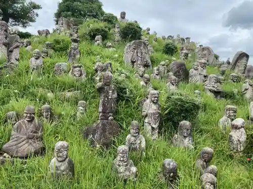 松樹院（竹成五百羅漢）の像