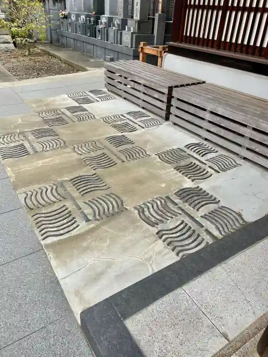 休昌院の{uncategorized: "未分類", other: "その他", undefined: "問題あり", building: "その他建物", grave: "お墓", sacred_gate: "鳥居", guardian: "狛犬", statue: "像", buddha: "仏像", history: "歴史", nature: "自然", garden: "庭園", animal: "動物", pagoda: "塔", temizu: "手水舎", mountain_gate: "山門・神門", sanctuary: "本殿・本堂", subordinate: "末社・摂社", art: "芸術", scenery: "景色", jizo: "地蔵", ema: "絵馬", goshuin: "御朱印", omikuji: "おみくじ", items: "授与品その他", amulet: "お守り", goshuincho: "御朱印帳", eats: "食事", festival: "お祭り", votive_dance: "神楽", shichigosan: "七五三参", wedding: "結婚式", experience: "体験その他", initially: "初詣", around: "周辺", anti_infection: "感染症対策"}