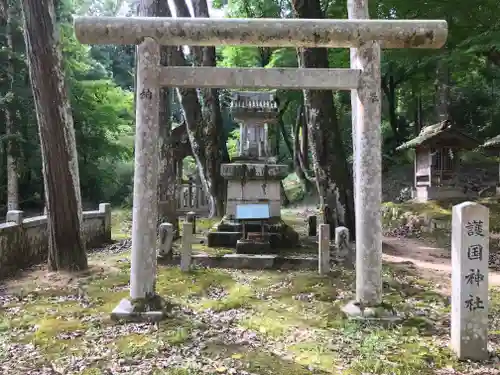 赤渕神社の末社・摂社