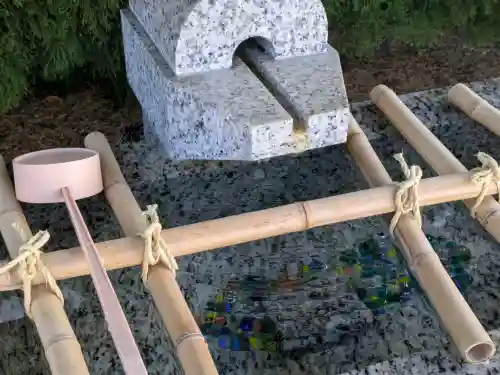 亀田龍神社の{uncategorized: "未分類", other: "その他", undefined: "問題あり", building: "その他建物", grave: "お墓", sacred_gate: "鳥居", guardian: "狛犬", statue: "像", buddha: "仏像", history: "歴史", nature: "自然", garden: "庭園", animal: "動物", pagoda: "塔", temizu: "手水舎", mountain_gate: "山門・神門", sanctuary: "本殿・本堂", subordinate: "末社・摂社", art: "芸術", scenery: "景色", jizo: "地蔵", ema: "絵馬", goshuin: "御朱印", omikuji: "おみくじ", items: "授与品その他", amulet: "お守り", goshuincho: "御朱印帳", eats: "食事", festival: "お祭り", votive_dance: "神楽", shichigosan: "七五三参", wedding: "結婚式", experience: "体験その他", initially: "初詣", around: "周辺", anti_infection: "感染症対策"}