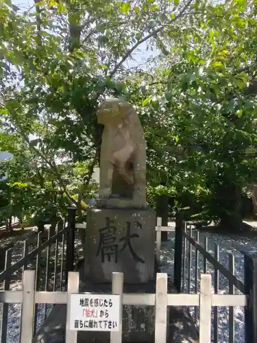 走水神社の{uncategorized: "未分類", other: "その他", undefined: "問題あり", building: "その他建物", grave: "お墓", sacred_gate: "鳥居", guardian: "狛犬", statue: "像", buddha: "仏像", history: "歴史", nature: "自然", garden: "庭園", animal: "動物", pagoda: "塔", temizu: "手水舎", mountain_gate: "山門・神門", sanctuary: "本殿・本堂", subordinate: "末社・摂社", art: "芸術", scenery: "景色", jizo: "地蔵", ema: "絵馬", goshuin: "御朱印", omikuji: "おみくじ", items: "授与品その他", amulet: "お守り", goshuincho: "御朱印帳", eats: "食事", festival: "お祭り", votive_dance: "神楽", shichigosan: "七五三参", wedding: "結婚式", experience: "体験その他", initially: "初詣", around: "周辺", anti_infection: "感染症対策"}