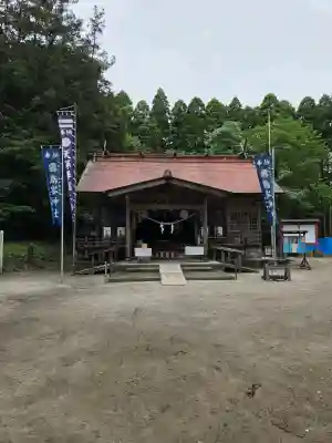 霧島岑神社の{uncategorized: "未分類", other: "その他", undefined: "問題あり", building: "その他建物", grave: "お墓", sacred_gate: "鳥居", guardian: "狛犬", statue: "像", buddha: "仏像", history: "歴史", nature: "自然", garden: "庭園", animal: "動物", pagoda: "塔", temizu: "手水舎", mountain_gate: "山門・神門", sanctuary: "本殿・本堂", subordinate: "末社・摂社", art: "芸術", scenery: "景色", jizo: "地蔵", ema: "絵馬", goshuin: "御朱印", omikuji: "おみくじ", items: "授与品その他", amulet: "お守り", goshuincho: "御朱印帳", eats: "食事", festival: "お祭り", votive_dance: "神楽", shichigosan: "七五三参", wedding: "結婚式", experience: "体験その他", initially: "初詣", around: "周辺", anti_infection: "感染症対策"}