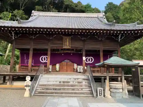 繁多寺の本殿・本堂