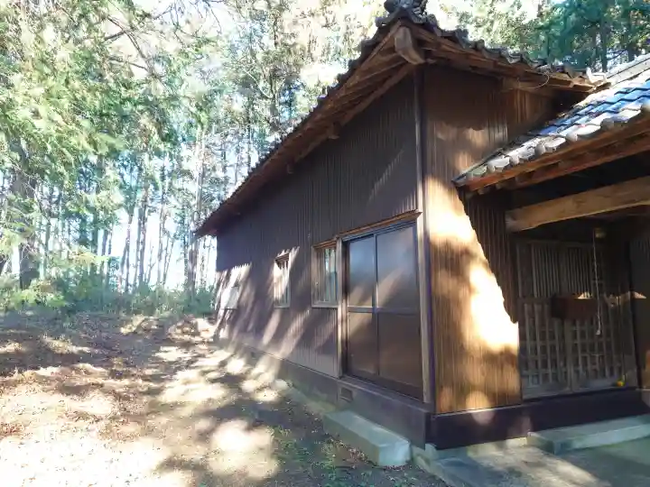 八宮神社(杉山)の{uncategorized: "未分類", other: "その他", undefined: "問題あり", building: "その他建物", grave: "お墓", sacred_gate: "鳥居", guardian: "狛犬", statue: "像", buddha: "仏像", history: "歴史", nature: "自然", garden: "庭園", animal: "動物", pagoda: "塔", temizu: "手水舎", mountain_gate: "山門・神門", sanctuary: "本殿・本堂", subordinate: "末社・摂社", art: "芸術", scenery: "景色", jizo: "地蔵", ema: "絵馬", goshuin: "御朱印", omikuji: "おみくじ", items: "授与品その他", amulet: "お守り", goshuincho: "御朱印帳", eats: "食事", festival: "お祭り", votive_dance: "神楽", shichigosan: "七五三参", wedding: "結婚式", experience: "体験その他", initially: "初詣", around: "周辺", anti_infection: "感染症対策"}