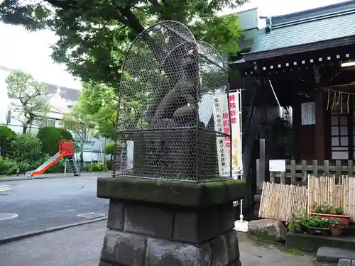 甘酒稲荷神社の狛犬