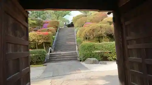 等覚院の山門・神門