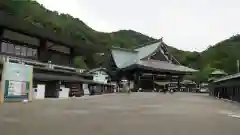 最上稲荷山妙教寺の建物その他