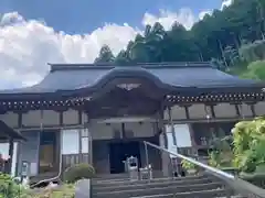 真楽寺の本殿