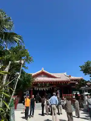 波上宮の{uncategorized: "未分類", other: "その他", undefined: "問題あり", building: "その他建物", grave: "お墓", sacred_gate: "鳥居", guardian: "狛犬", statue: "像", buddha: "仏像", history: "歴史", nature: "自然", garden: "庭園", animal: "動物", pagoda: "塔", temizu: "手水舎", mountain_gate: "山門・神門", sanctuary: "本殿・本堂", subordinate: "末社・摂社", art: "芸術", scenery: "景色", jizo: "地蔵", ema: "絵馬", goshuin: "御朱印", omikuji: "おみくじ", items: "授与品その他", amulet: "お守り", goshuincho: "御朱印帳", eats: "食事", festival: "お祭り", votive_dance: "神楽", shichigosan: "七五三参", wedding: "結婚式", experience: "体験その他", initially: "初詣", around: "周辺", anti_infection: "感染症対策"}